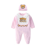 New 2021 fashion high quality newborn baby girl clothes Cotton print cute cartoon bear new born baby boy romper and hat Bibs Set